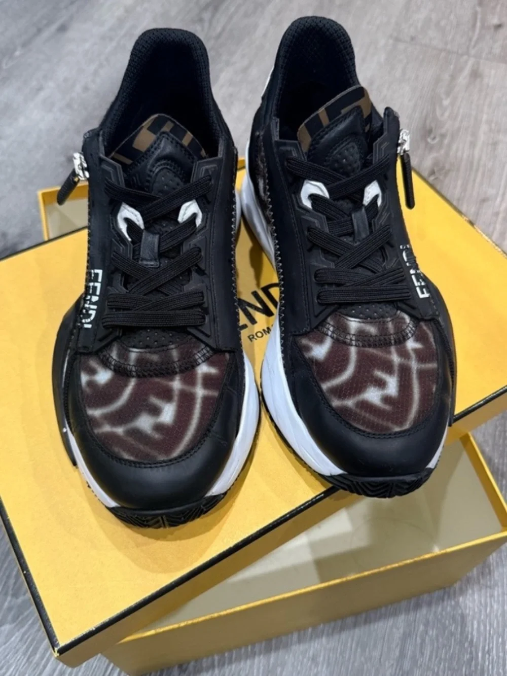 Fendi Black, Brown & White Low-Top Zip-Detail Sneakers - Picture 2 of 6